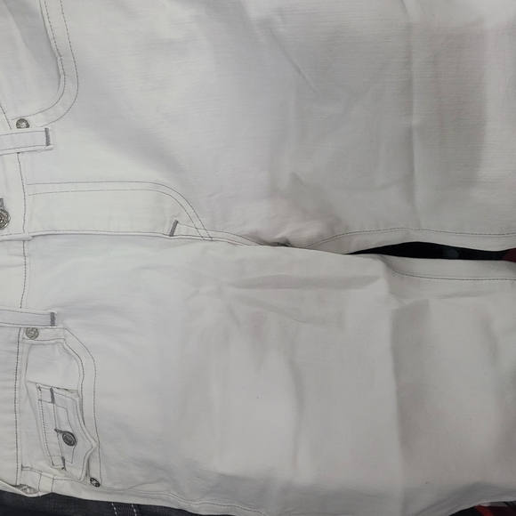 True Religion White Jean Shorts for Men - Picture 2 of 6